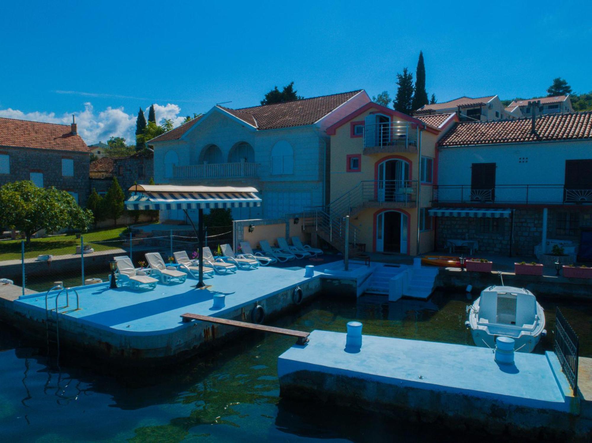 Porto Del Sole Apartments 蒂瓦特 外观 照片
